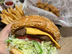-The Habit Burger Grill 哈比特汉堡(复兴soho店)