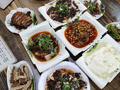 -丘艳豆花饭(国泰广场店)
