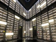 -上海虹桥中心爱琴海亚朵S酒店