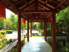 -湖泉半山温泉