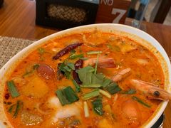 -Chom Cafe and Restaurant