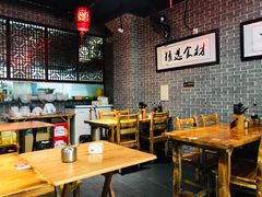 大堂-遵义虾子卢四羊肉粉(大沽路店)
