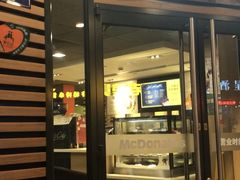 -麦当劳(新华路步步高店)