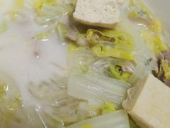 五花肉炖白菜豆腐-北李妈妈菜·海肠捞饭(高新万达店)