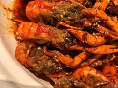 -肥肥虾庄·金牌油焖大虾(汉口城市广场店)