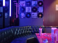 -帝凯乐量贩式KTV(深影国际影城店)