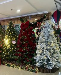 -百荣二期玩具城