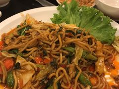-J Daeng Seafood