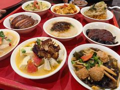 -蓝田九大碗民俗食府(蓝田店)