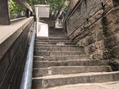 -白象居
