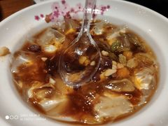 -渝是乎酸菜鱼(龙旗购物中心店)