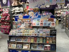 -潮品挚尚(五角场苏宁易购店)