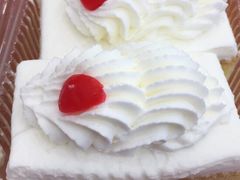 -红宝石·鲜奶小方·海派西点房(南丹店)