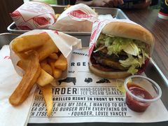 -FATBURGER 特富客汉堡(外交公寓店)
