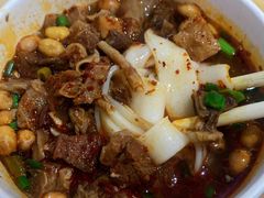 牛腩牛肚-覃肥叔桂林米粉(粮道街店)