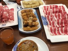 -楼外楼大刀肉传统火锅居(博学路店)