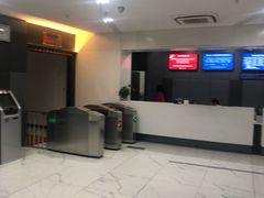 -包玉刚游泳场(黄龙恒励大厦店)