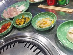 -欧巴炭烤肉오빠숯불구이(南京东路店)