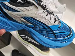 -PUMA品牌自营折扣店(苏州比斯特购物村店)