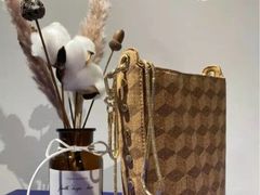 -LOL原创生活概念店(K11购物艺术中心店)