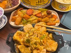 -八月美食小馆(银泰城总店)