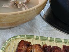 -红旗山庄(圭峰山店)