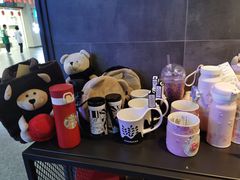 零售区-星巴克(杭州临平银泰城B1店)