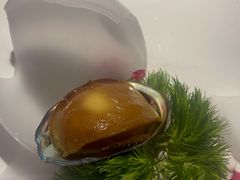 雾气冰盏鲜花椒活珍珠鲍-青岛遇见米兰(八大关店)