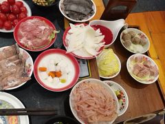 -沸炉重庆老火锅(军事博物馆店)