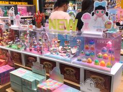 -泡泡玛特POPMART(天环购物中心店)