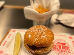 薯条汉堡-悠航SLOWBOAT(三里屯店)