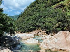 -鄣山大峡谷