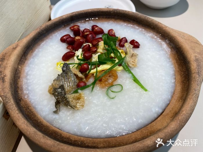 蔡澜点心·粤菜(丽泽天街店)脆鱼皮艇仔粥图片