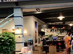 门面-La Creperie法餐厅(芮欧百货店)