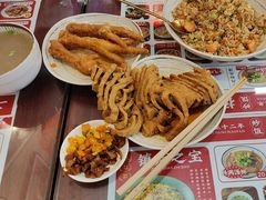 -扬二春炒饭(国庆路总店)