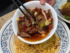 -李与白包子铺(桐梓林店)