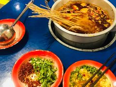 -马路边边 传媒大学店