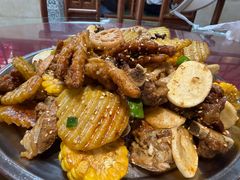 -何哥鲜鱼餐厅(龙湖花园店)