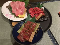 -山川小町·极番烧肉(新地假日广场店)