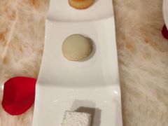 -AZUR聚(香格里拉饭店)