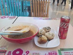 -小杨生煎(金山百联购物中心3楼店)