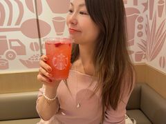 -星巴克臻选(上海中环广场2F店)