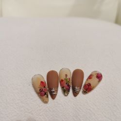-LILY NAILS美甲美睫
