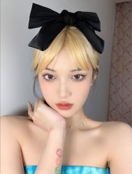 -变画·发型STUDIO