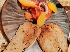 冷熏洋葱三文鱼-BROWNSTONE布朗石西班牙餐厅(富城店)