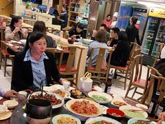 -川流不息·地道川菜·小龙虾(松东路店)