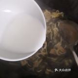 【好好吃早饭】营养快手的家常辣糊汤