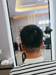 -丝语萱形象