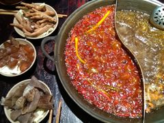 -四小区火锅·巷子里的重庆火锅(花照壁店)