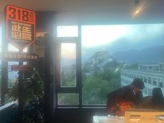 -平措康桑·和牛自助观景餐厅(布达拉宫店)